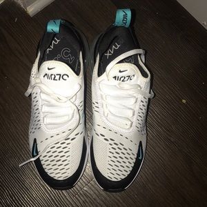 Nike AIR270